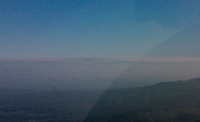Hoher Meißner mit Inversion - Blick von Kassel/Dörnberg aus nach SE