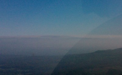 Hoher Meißner mit Inversion - Blick von Kassel/Dörnberg aus nach SE