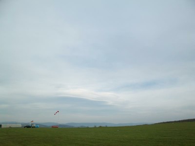 Der Harz von Gandersheim aus gesehen (EDVA, Blick E 15:18 MESZ)