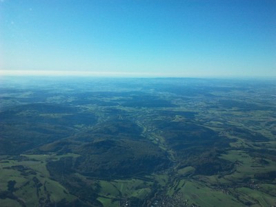 Blick Richtung Westen-Blauer Himmel