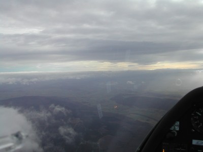 1.1 Einstieg in die Welle am Ith, Blick auf den Hills ( Das 1. Mal ueberhaupt ).jpg