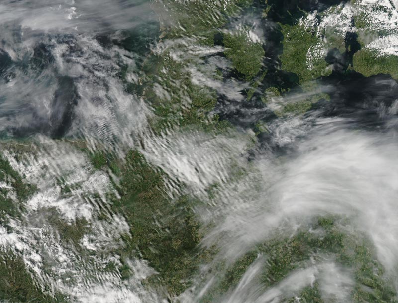 Aqua/MODIS2012/13905/18/201212:10 UTC