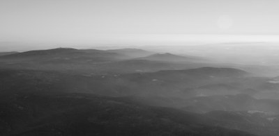 Blick den Acker-Kamm entlang Richtung Brocken