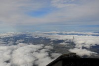 Die Wolkenlücke der Sekundärwelle bietet einen Blick auf Göttingen. Dahinter ist die Tertiärwelle zu erkennen.

© Thomas Seiler