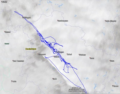 Flugwege und Bewölkung (Satellit Terra)