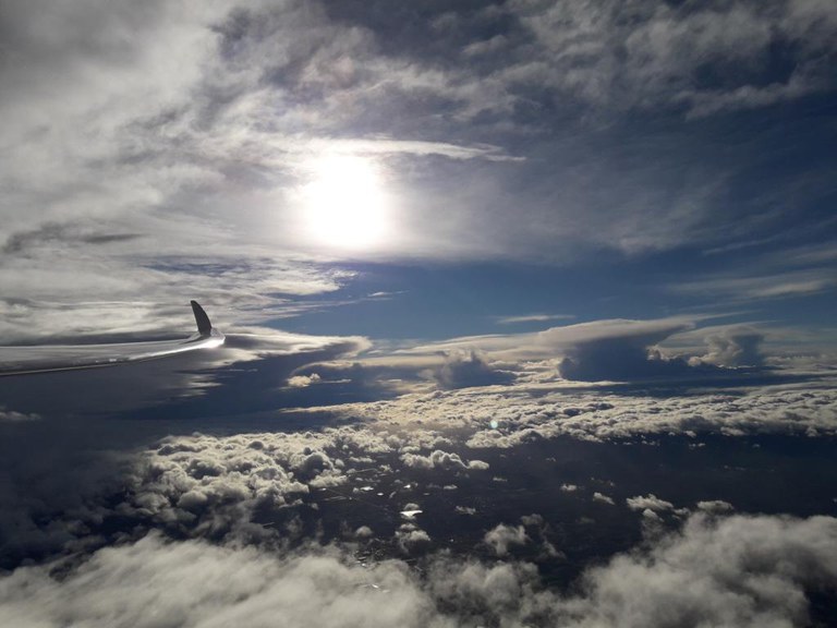 Wellenflug über der Pfalz im November 2018 von Peter Franke